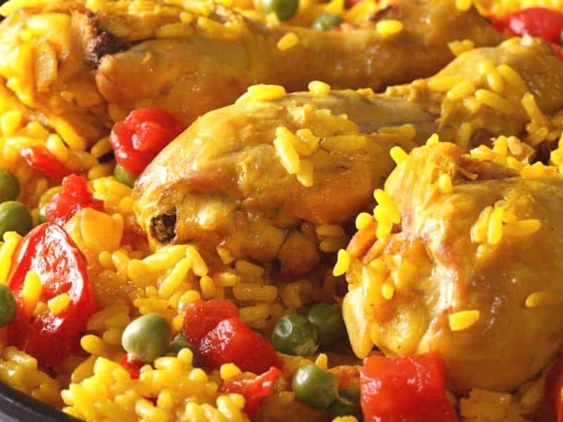 Arroz con pollo cubano