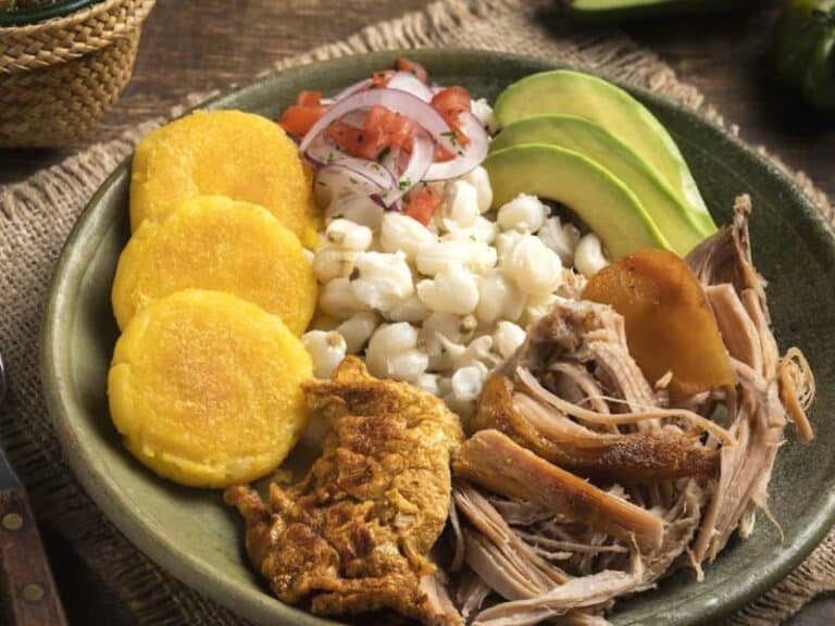 Restaurant ecuatoriano near me