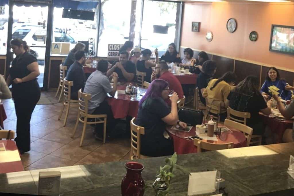 Restaurante salvadoreño en Los Angeles
